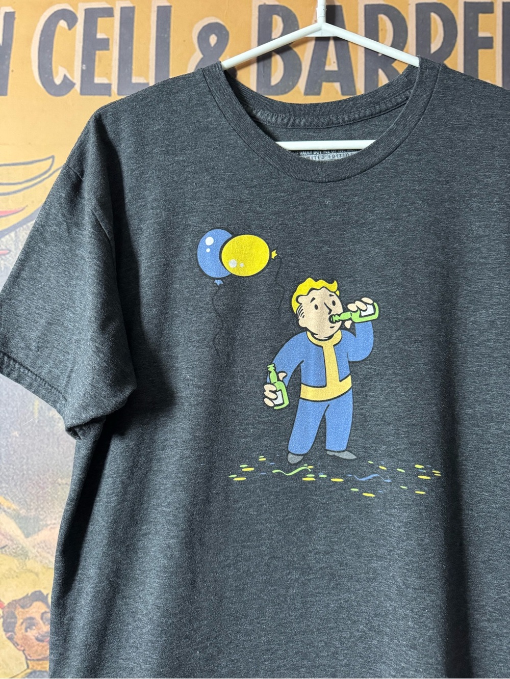 Fallout Vault Boy 2015 Limited Edition Official Merch Video Game Promo T-Shirt